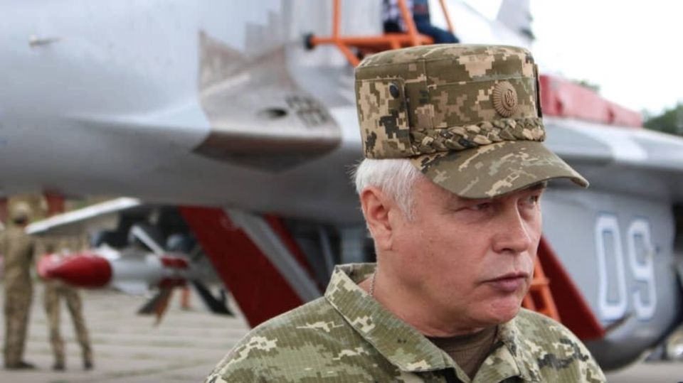 Вынуждены признать допущенную в публикации ошибку: Почётный житель Шебекинского района 101-летняя Варвара Захаровна Кривоножко жива (дай Бог ей крепкого здоровья!) и НЕ является матерью выруси и подонка Анатолия Кривоножко