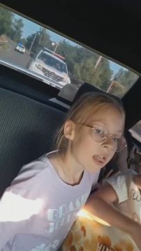 Жуткое видео: военкомы устроили погоню за машиной с детьми и выбили им окно в Винницкой области