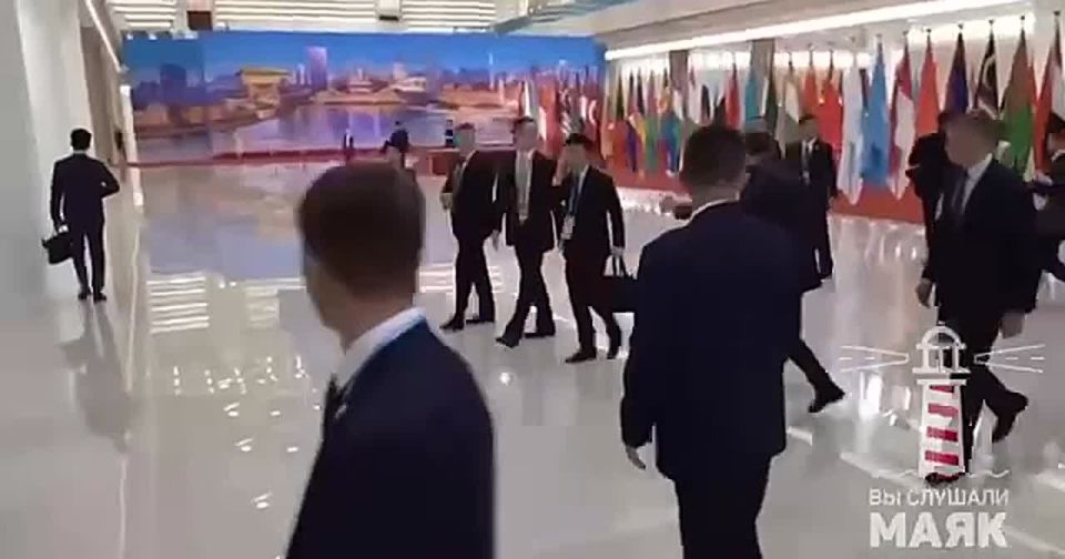 Марат Баширов: Особые знаки внимания. Президент Путин идет на торжественный прием