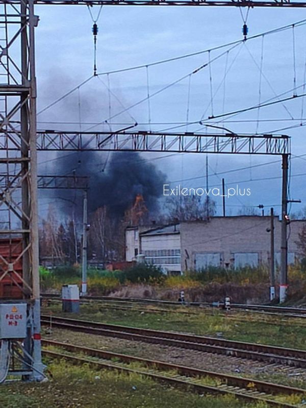 В Московской области горит Серпуховская нефтебаза В Московской области горит Серпуховская нефтебаза