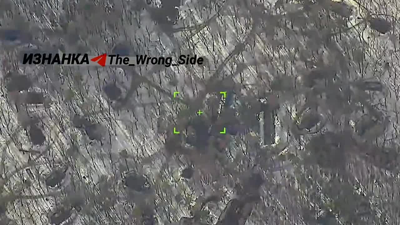 Российские военные ударили ракетой ОТРК "Искандер-М" по лагерю 125-й бригады ВСУ около Малиновки Харьковской области, сообщает Telegram-канал "Изнанка"