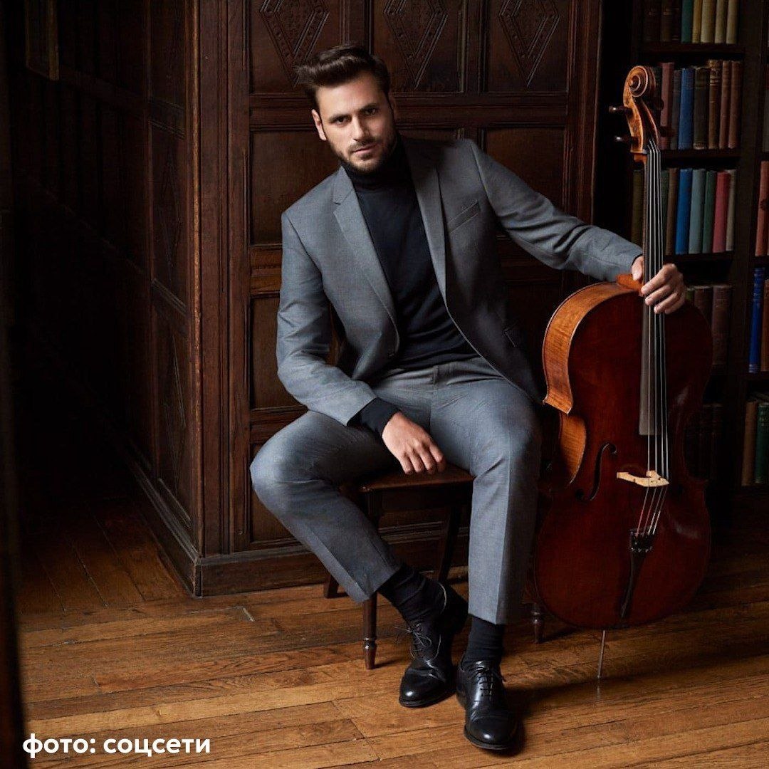 В Прибалтике бойкотируют «Калинку-малинку» — всемирно известную русскую песню сыграл хорватский виолончелист в рамках проекта «Музыка объединяет мир»