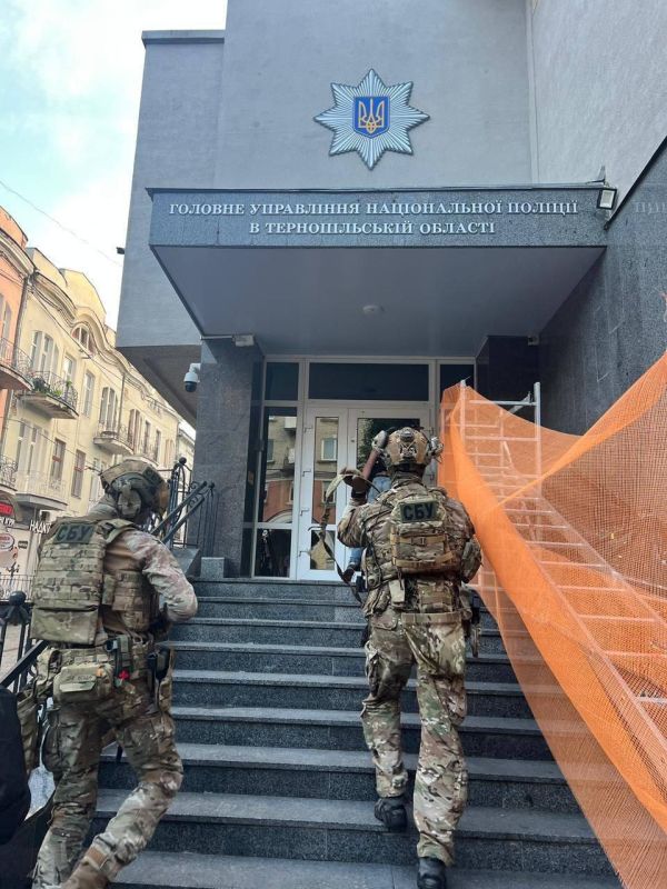 Служба безопасности Украины проводит обыски в главных управлениях Национальной полиции в Ивано-Франковской, Тернопольской и Житомирской областях по делам о коррупции Служба безопасности Украины проводит обыски в главных управлениях Национальной полиции в Ивано-Франковской, Тернопольской и Житомирской областях по делам о коррупции