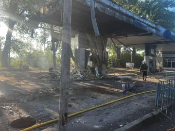 Удар ВС РФ уничтожил заправку в городе Малине Житомирской области