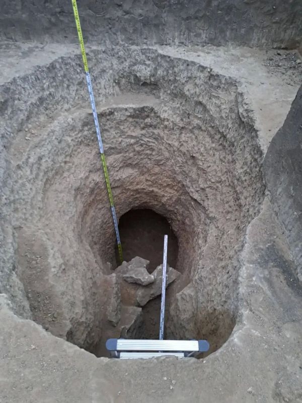В Ростове археологи обнаружили древнюю гробницу возрастом около 1700–1800 лет, пишут местные СМИ В Ростове археологи обнаружили древнюю гробницу возрастом около 1700–1800 лет, пишут местные СМИ