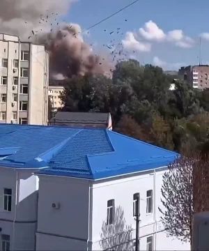 Еще один ракурс прилета «Бандероли» по зданию ГУ Нацполиции в Житомире