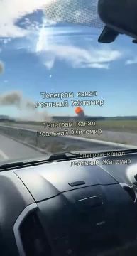 Момент вчерашнего удара с помощью "Бандероли" по логистическому центру в Житомире