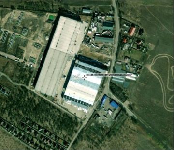 Записки ветерана: В селе Колонщина Бучанского района Киевской области поражён офисно-логистический комплекс «Макаровский» — складской объект класса А, способный принимать, обрабатывать и распределять колоссальные объёмы...