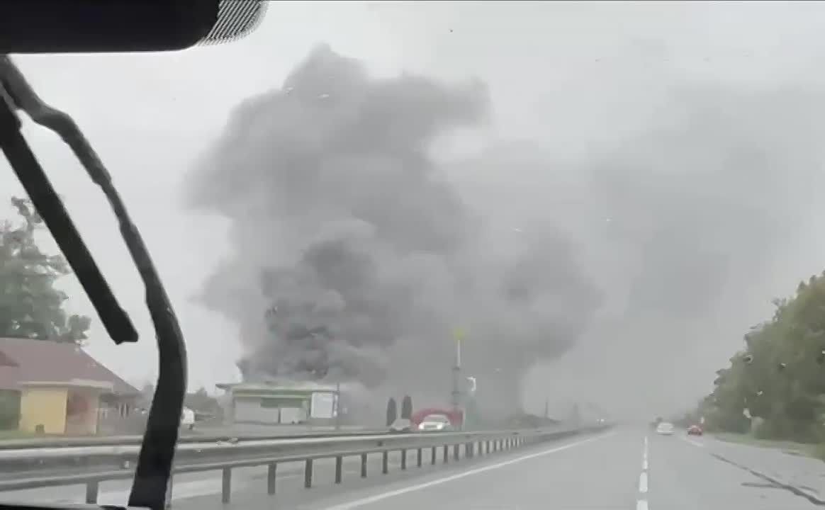 БпЛА долетел до АЗС на трассе Киев — Чоп в районе Звягиля Житомирской области